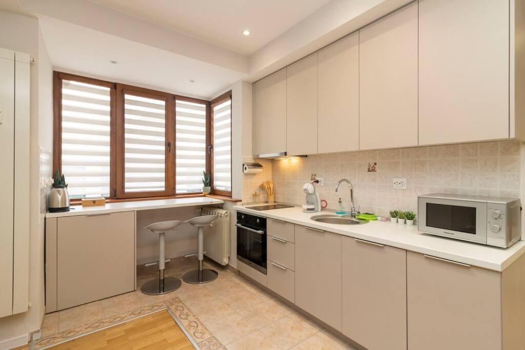 Spacious Aristocratic Apt. With A Colourful View Sofia Exterior foto